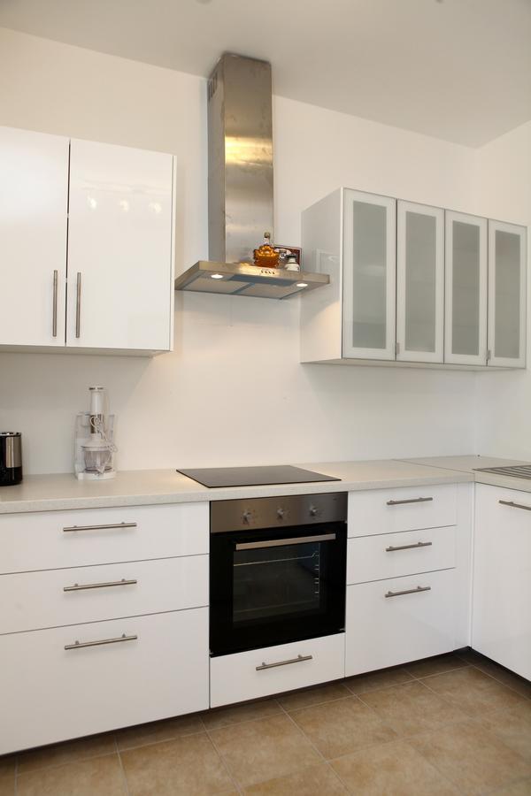Charming San Simon Beach Apartment Jn Izola Exterior photo